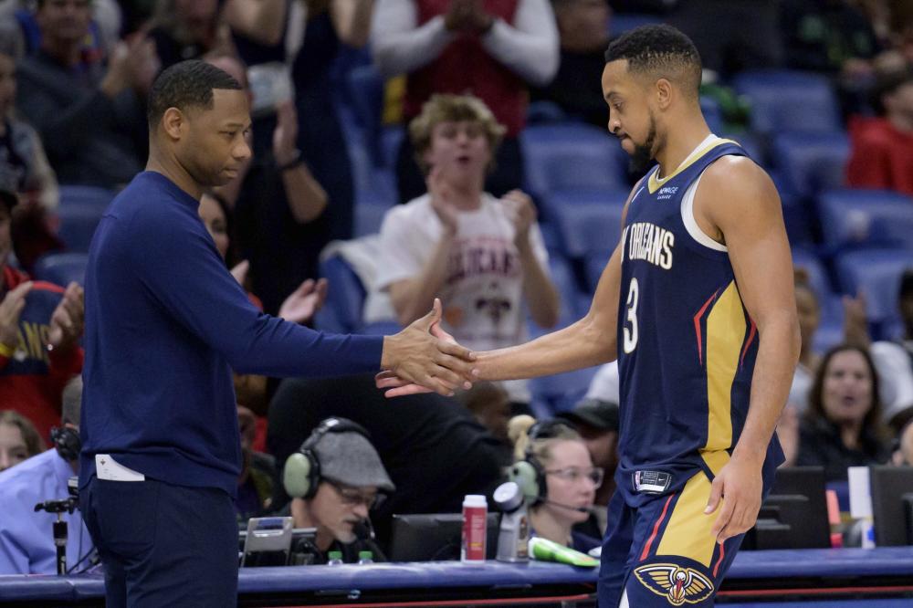 这样在防守 这样在防守