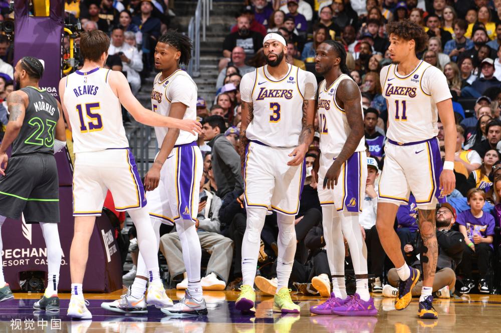 通过政策推 通过政策推